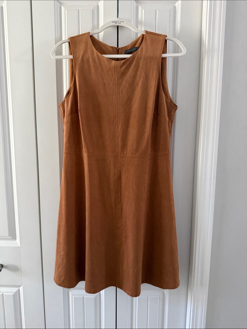 Suzy Shier Camel Faux Suede Sleeveless Dress 🤎✨